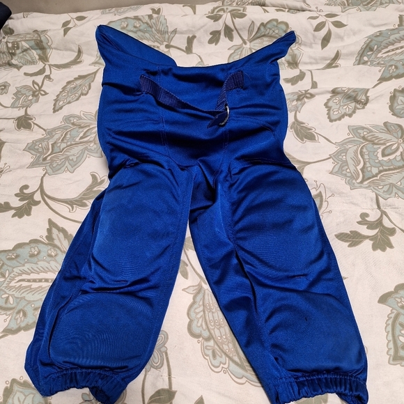 Champro adult medium football pants with pads in royal blue. Pre-loved - Picture 1 of 6